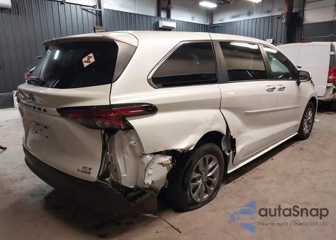 2021 Toyota Sienna Xle from USA, damaged, VIN 5TDYSKFC2MS027729